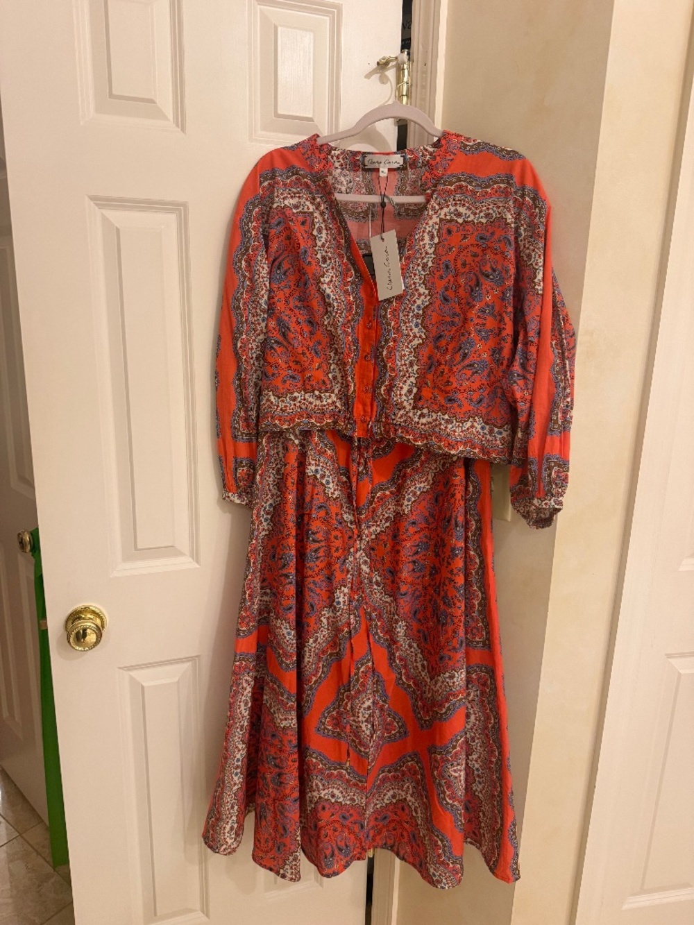 Cara Cara skirt and blouse